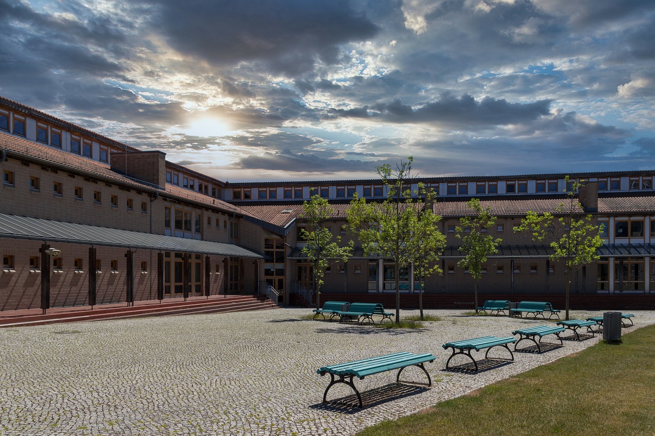 Il giardino di una scuola